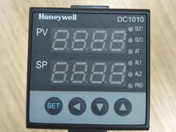 DC1010温度控制器